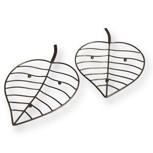 VINTAGE Metal Leaf Wire Frame Decorative Shallow Open Tray - Set of Two